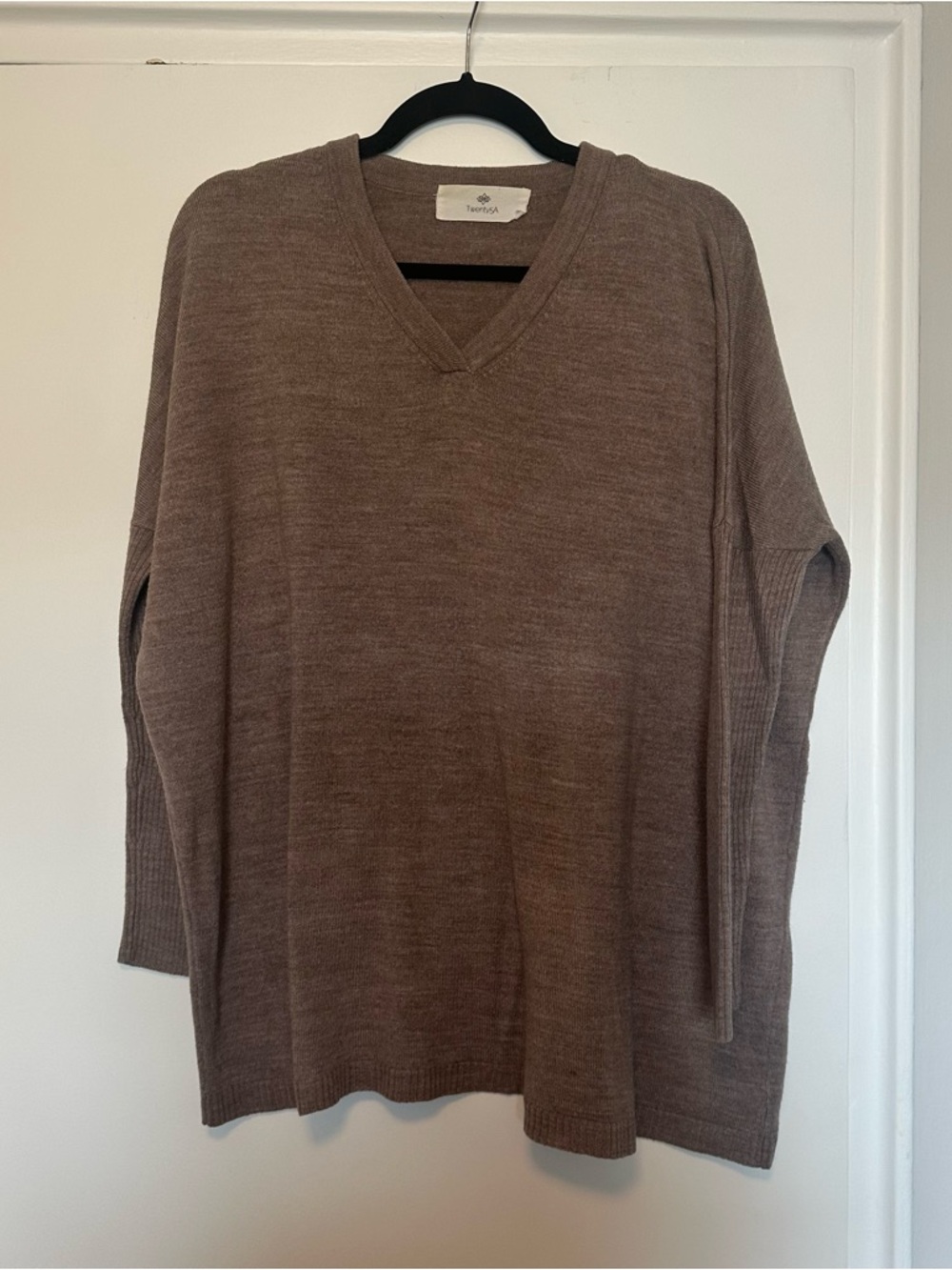 Twenty5A Brown V-Neck Sweater